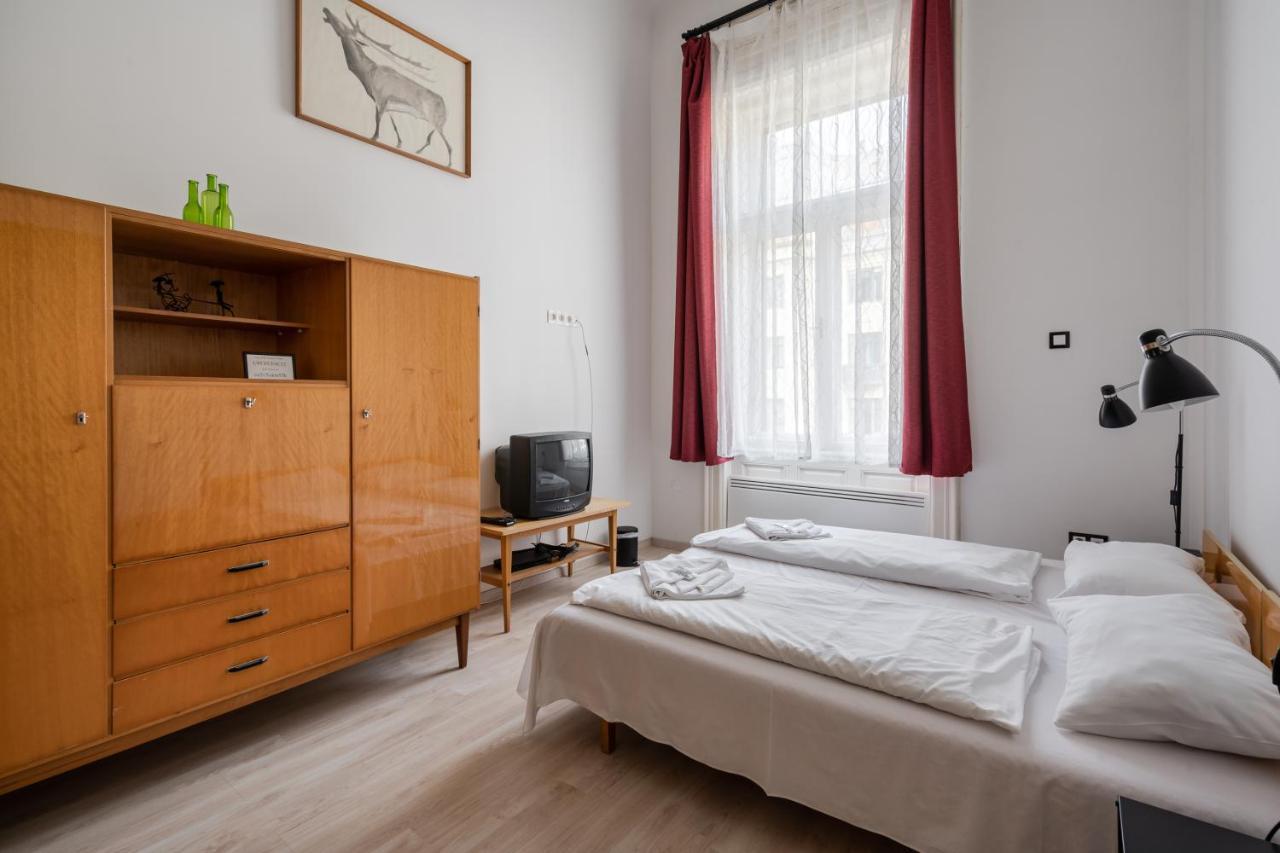 Retro Rebel Mode Apartment Budapest Eksteriør bilde
