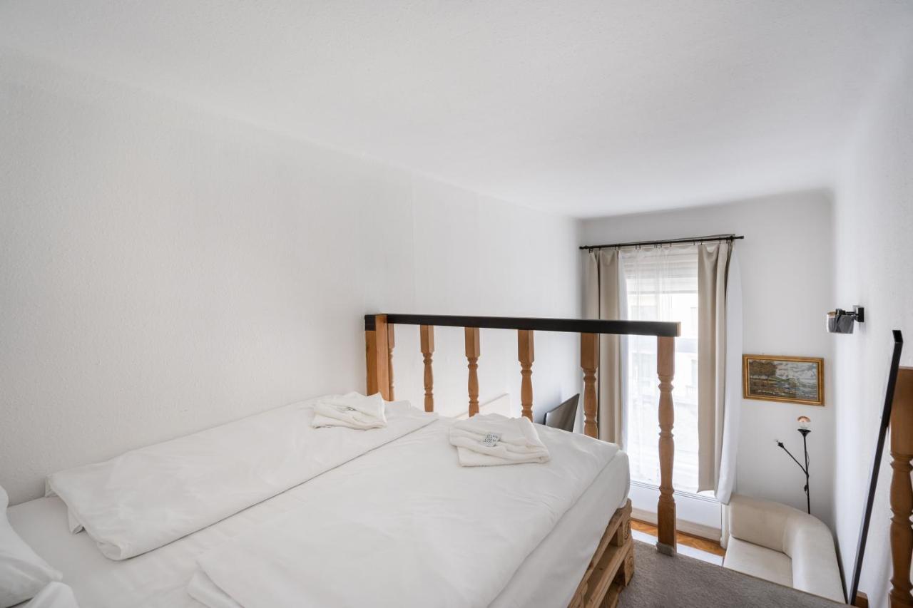 Retro Rebel Mode Apartment Budapest Eksteriør bilde