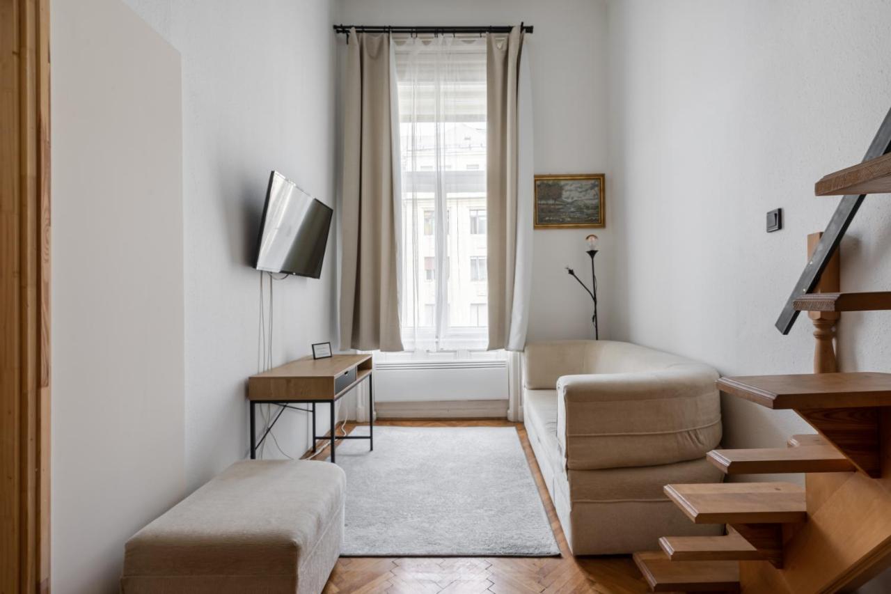 Retro Rebel Mode Apartment Budapest Eksteriør bilde